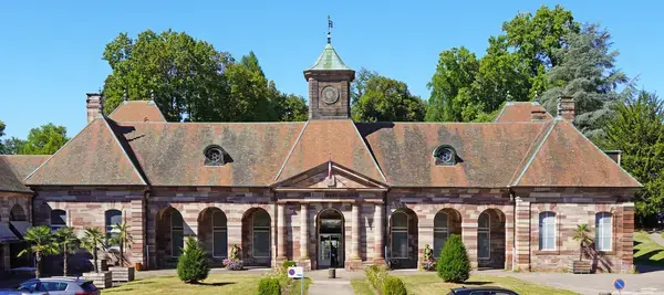 Abri Piscine Plat Prix abri de piscine Luxeuil-les-Bains