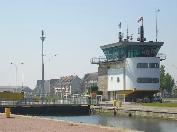 Abri Piscine Plat Prix abri de piscine Ouistreham