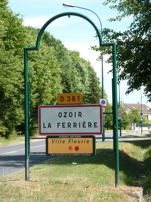 Abri Piscine Plat Prix abri de piscine Ozoir-la-Ferrière