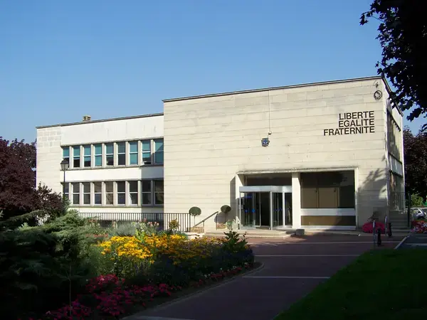 Abri Piscine Plat Prix abri de piscine Saint-Cyr-l'École
